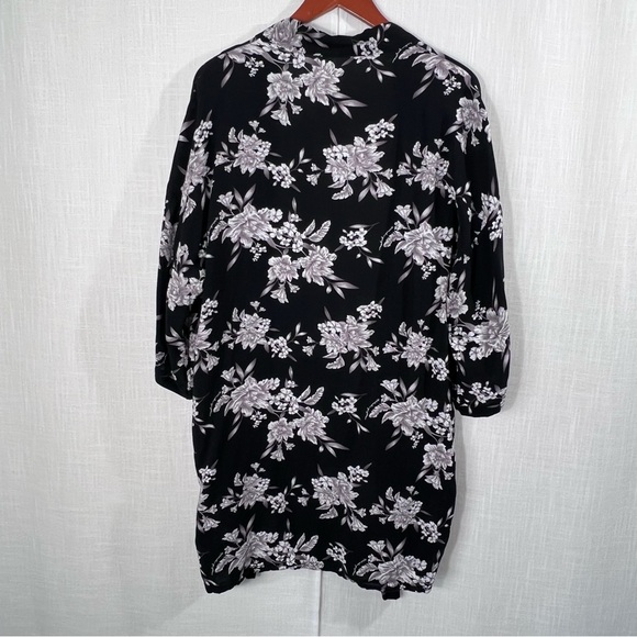Spiritual Gangster Floral Lightweight Black Kimono Size O/S - Picture 6 of 12